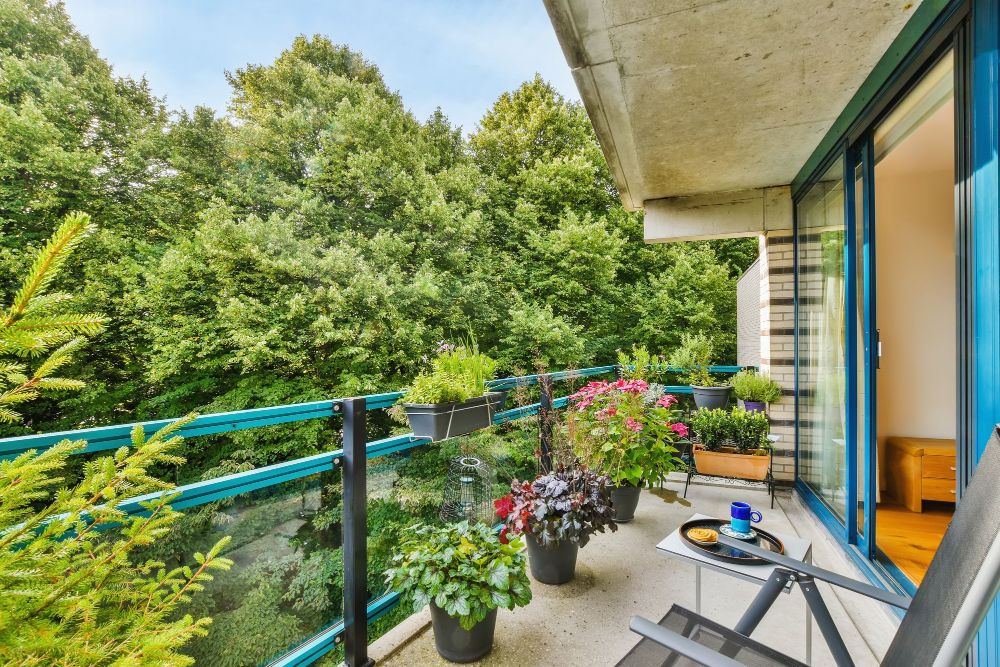 Jak urządzić mały balkon